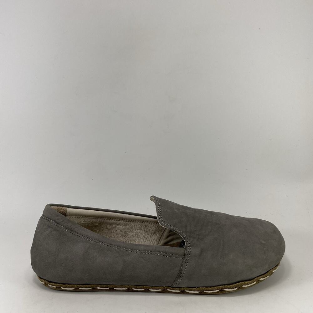 Earth & Harmony Womens 8-8.5 EU 39 Suede Loafers Minimalist Comfort Turkey Gray